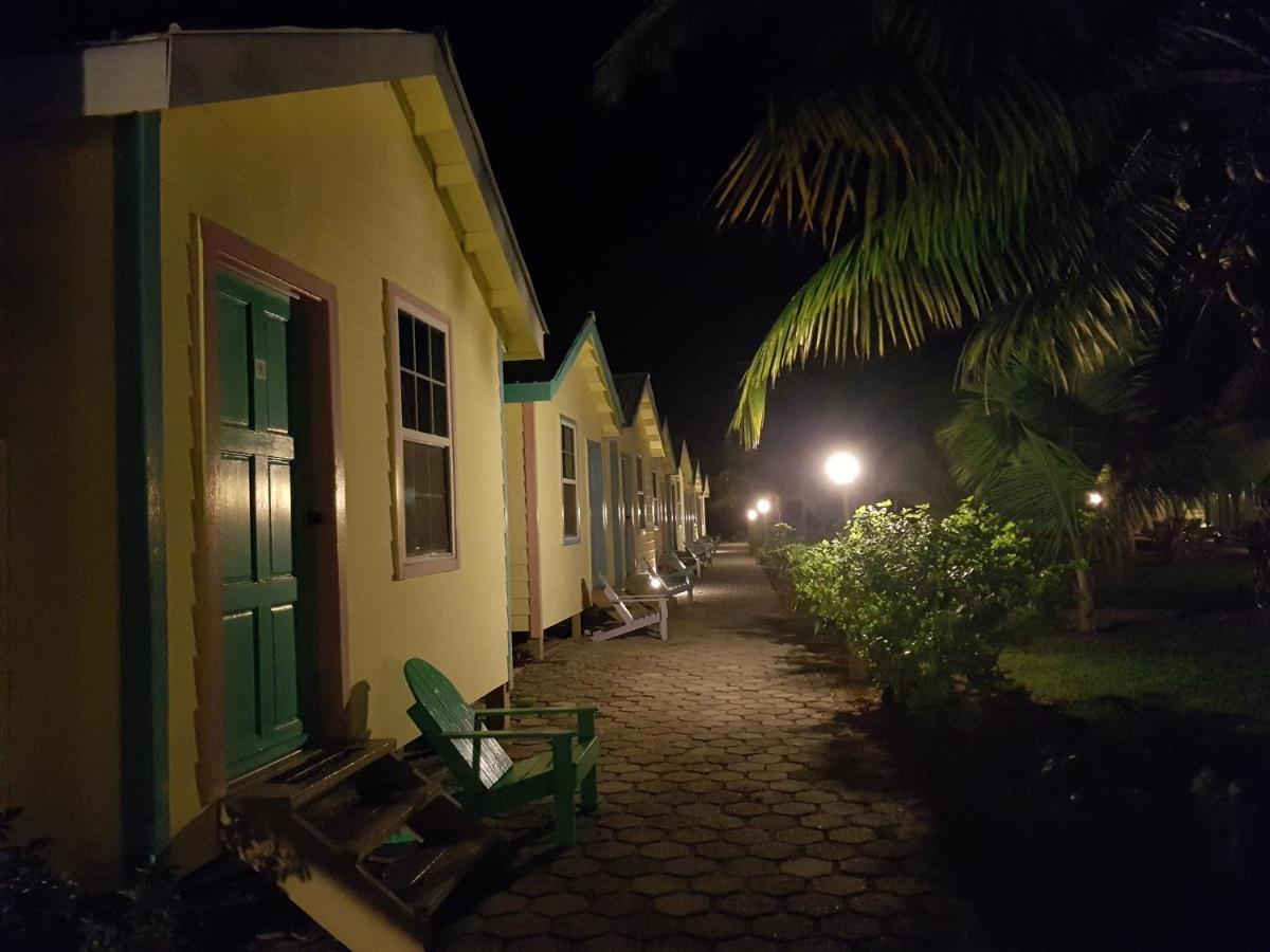 Royal Caribbean Resort San Pedro  Esterno foto